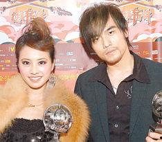 双j恋圈内真实爆料,圈内真实爆料背后的情感纠葛  第2张